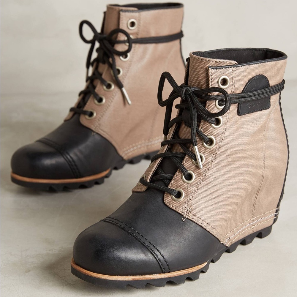 Sorel Women 1964 Premium Wedge Rain Boots size 8.5